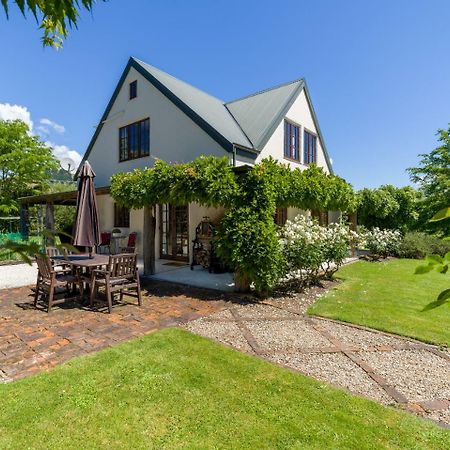 The Last Straw Cottage Nelson Brightwater Exteriör bild